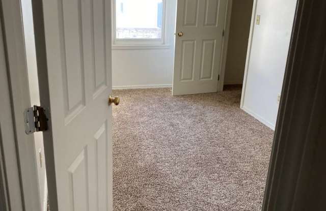 2 Bedroom Townhouse in the Heart of Ellettsville Gallery 4