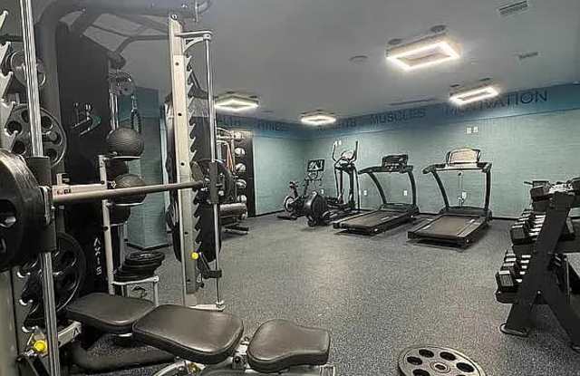 1591 Broadway photos photos