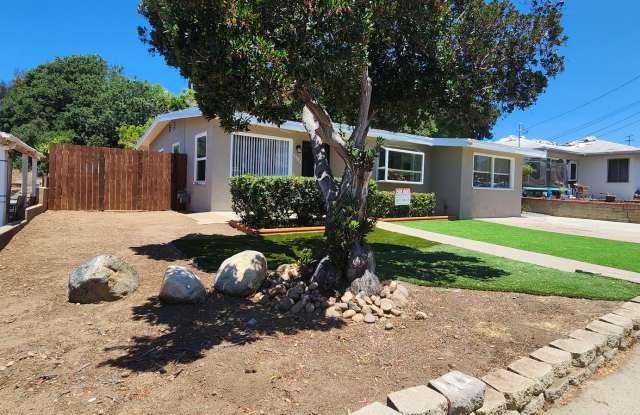 Spacious 3bdr house near College Grove! photos photos Spacious 3bdr house near College Grove! photos photos