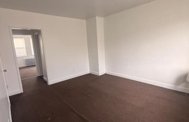 2936 YORKWAY Gallery 4