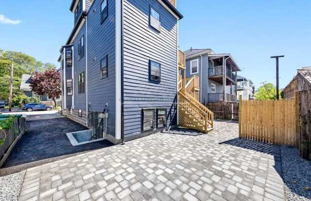 70 Stanley Ave. photos photos