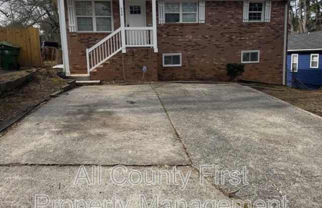 656 Cedar Ave NW photos photos