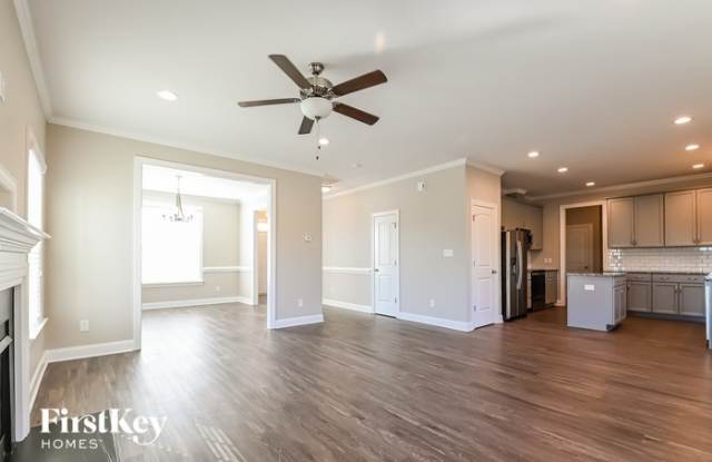 217 Southern Acres Dr Gallery 3