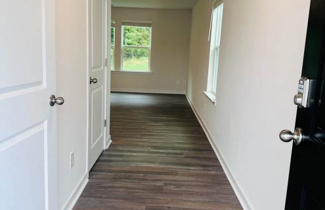 4-Bedroom Home in Huffman Ridge with Modern Upgrades & Move-In Ready Comfort Gallery 4