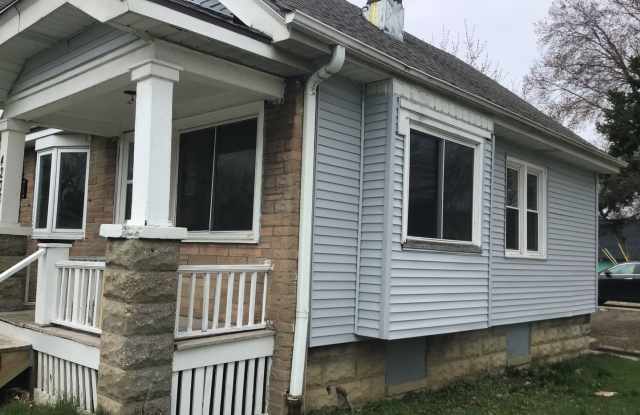 3 Bedroom Single Family Home - 4200 West Bonny Place, Milwaukee, WI 53216 3 Bedroom Single Family Home - 4200 West Bonny Place, Milwaukee, WI 53216