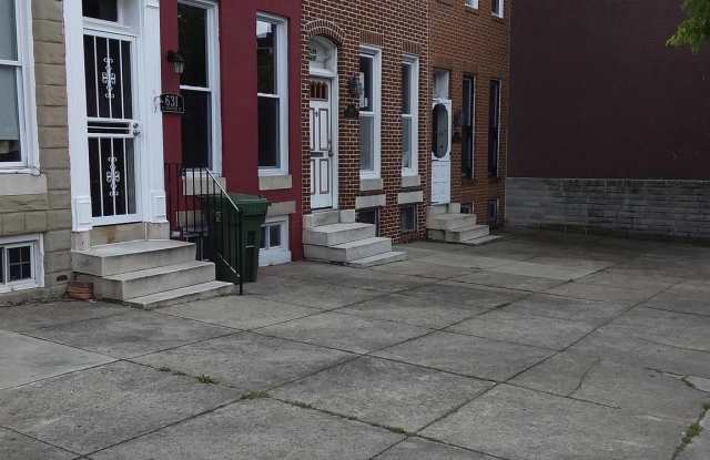 631 N SCHROEDER STREET Gallery 2