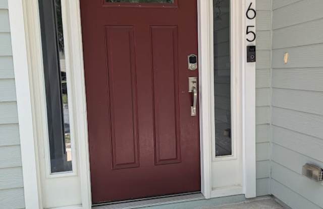 Townsend - 3 Bed 3 Bath Townhome Gallery 3
