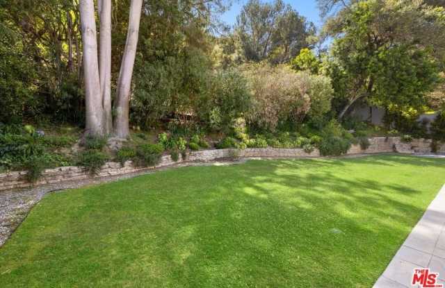 501 Cascada Way Gallery 2