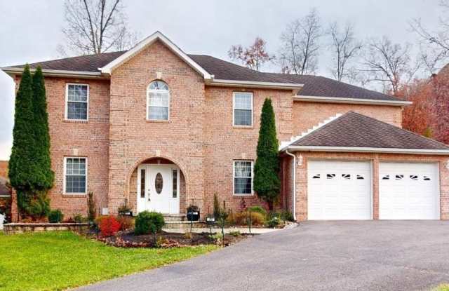 252 S LAKEWOOD photos photos