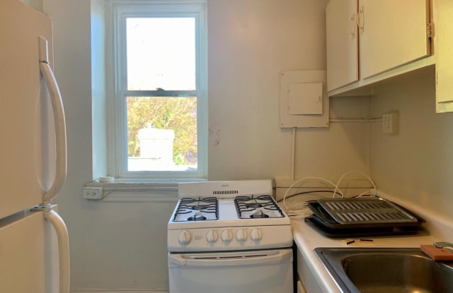 1725 Kilbourne Pl NW - 1725 Kilbourne Place Northwest, Washington, DC 20010