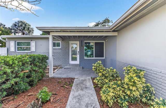 3130 SW 16th St - 3130 Southwest 16th Street, Fort Lauderdale, FL 33312