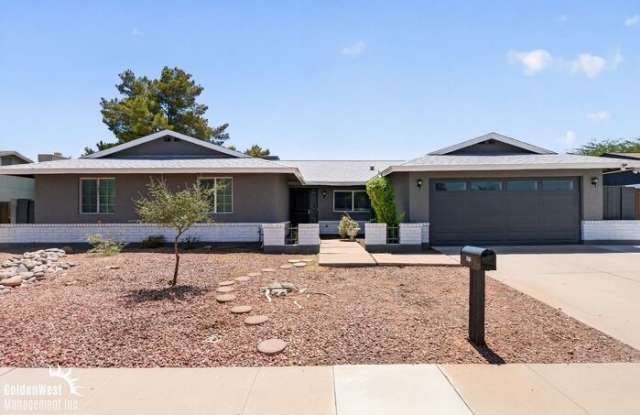 2615 West Straford Drive photos photos