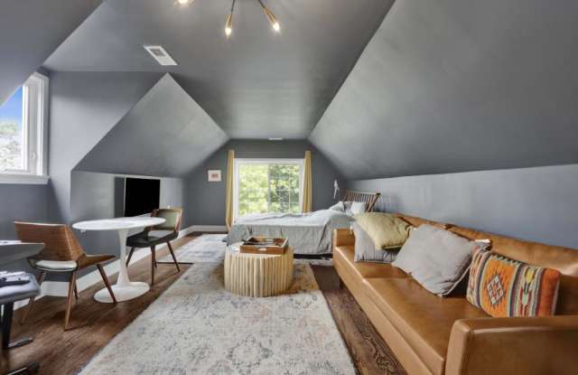 1625 W Hollywood photos photos