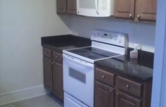 2530 East 7th Street photos photos