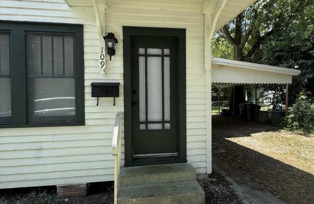 109 Doris Street - 109 Doris Street, New Iberia, LA 70560