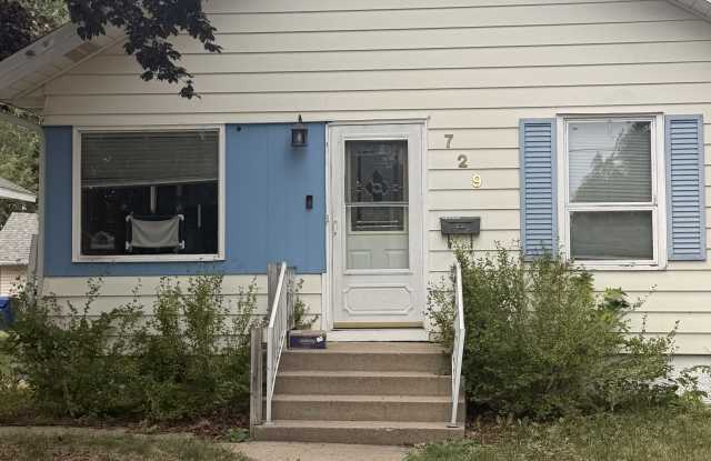 729 17th Ave S photos photos
