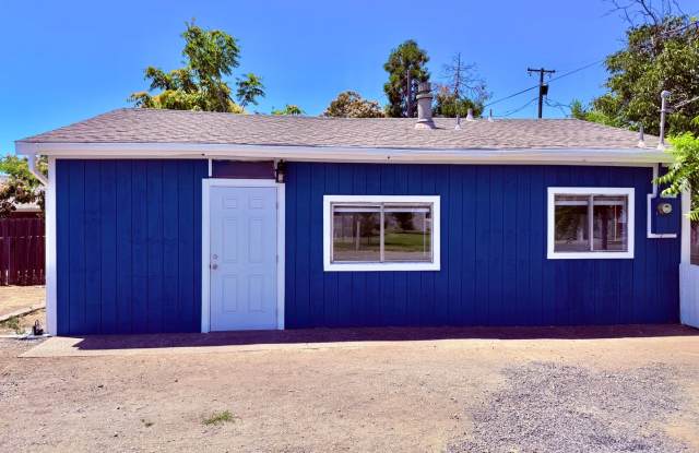 Adorable two bedroom one bath home in Los Molinos photos photos