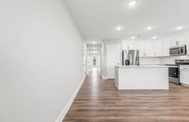 5009 Melana Way Gallery 3
