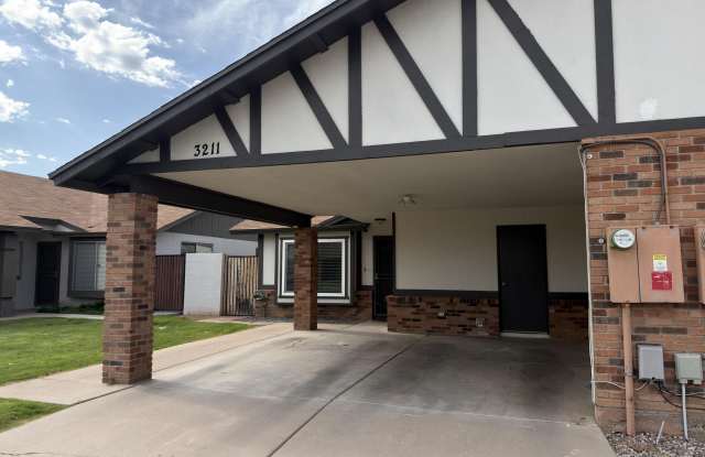 3211 E CALYPSO Avenue Gallery 2