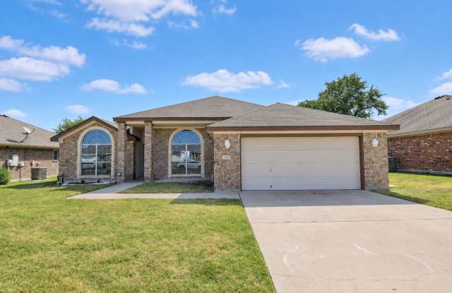 2416 Isabelle Dr Gallery 1