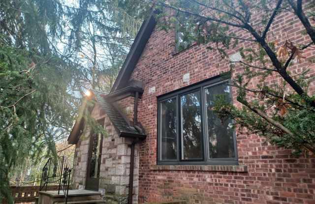 201 Old Mountain Road N photos photos