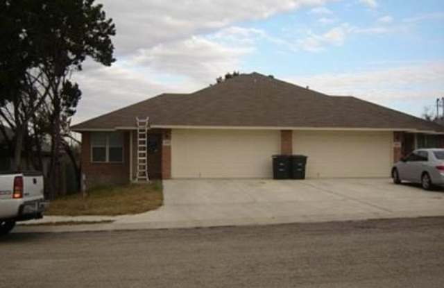 1043 Misty Acres Dr photos photos