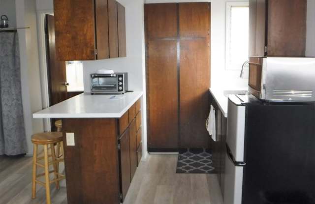 Recently renovated 1 bedroom in Hawaii Kai photos photos