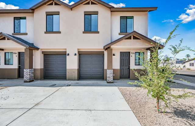 7126 N 55th Ave # 4 Gallery 1