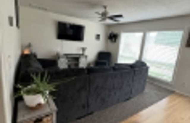 Luxurious 4-Bedroom Home in Keizer – Spacious, Elegant & Perfect for Entertaining Gallery 4