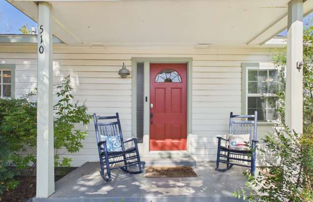 Spacious Kitchen, Large Living Room & Private Primary Bath Gallery 4