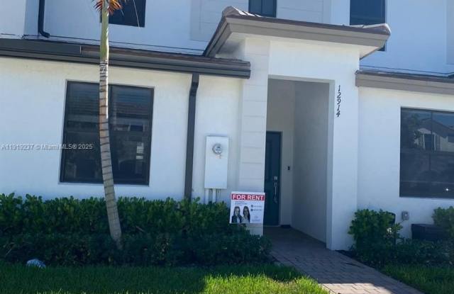 12914 SW 232nd Ln photos photos