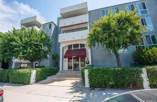 5454 Zelzah Avenue photos photos