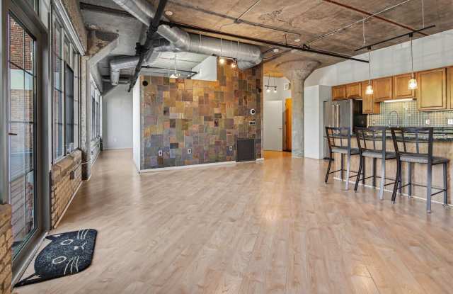 315 2nd Street Gallery 4