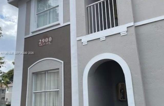 2900 SE 17th Ave photos photos