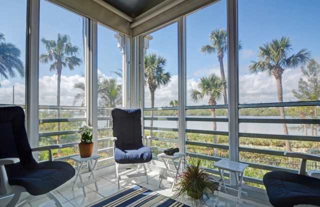 8725 Lakeside Boulevard photos photos