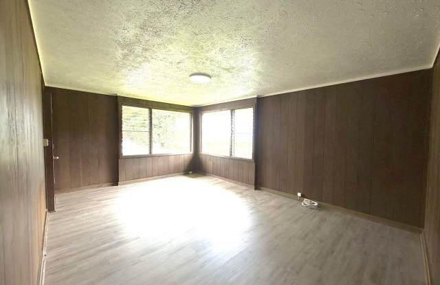 3 Bed 2 Bath Honoka'a Town Home Gallery 4