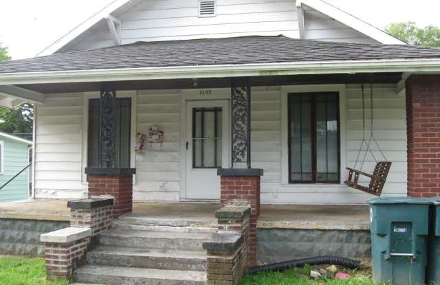 Jackson Row House - Available photos photos
