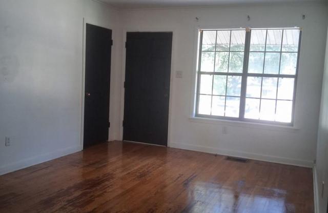 3 Bedroom 1 Bath Gallery 3