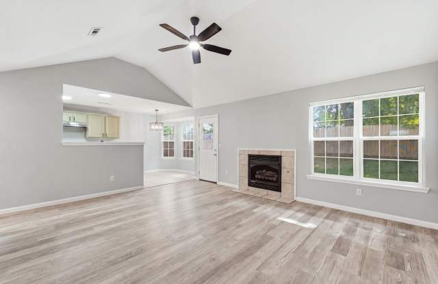 This beautiful ranch-style home Gallery 3