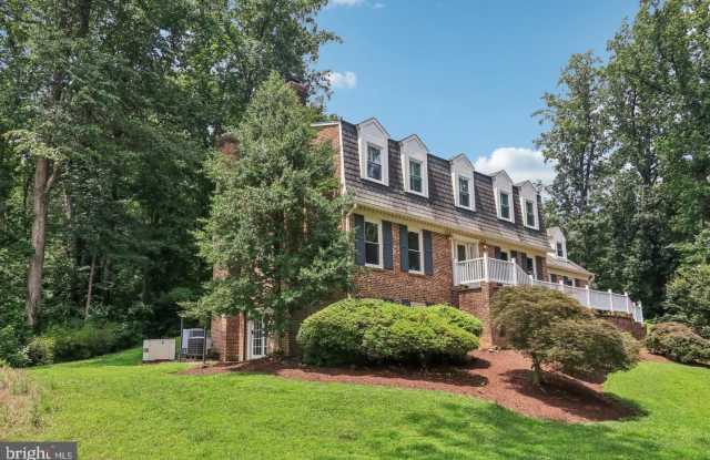 7518 OLD DOMINION Drive Gallery 2