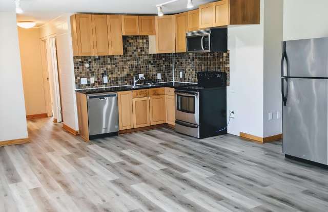 250 West Fuller Avenue - 10 Gallery 2