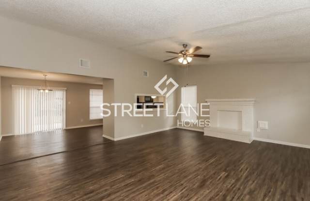 15927 Kenbrook Drive Gallery 4