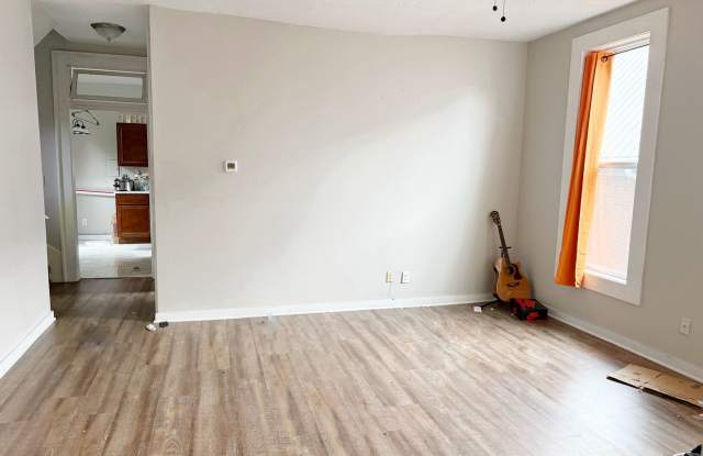 28 E. Powell Ave. photos photos