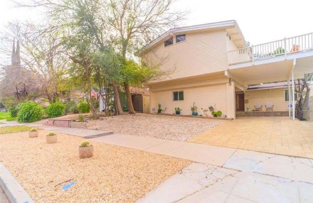 5179 Canoga photos photos