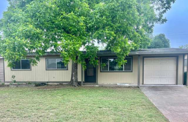 COMING SOON!! 3 Bedroom 2 Bathroom Home!!! photos photos