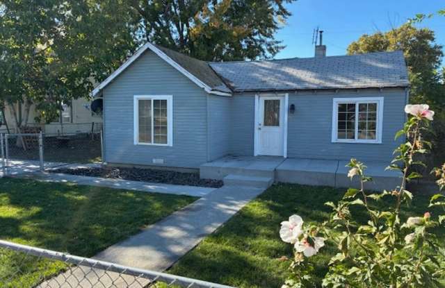 Charming little 2BR House in Kennewick photos photos Charming little 2BR House in Kennewick photos photos