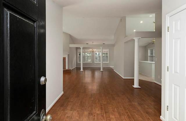 570 Olde Lauren Court Gallery 4