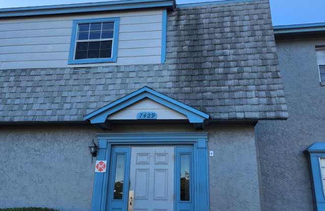 Spacious and convenient 1 Bedroom. Won't last! photos photos