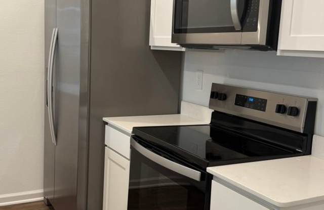 Charming 2BR Townhome in Middleburg photos photos