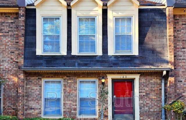 143 Forrest Ave photos photos